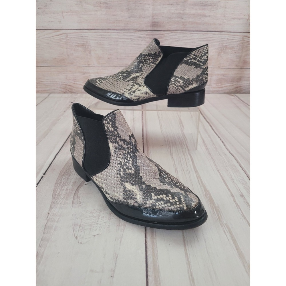 POUR LA VICTOIRE Women's Animal Cameron Mixed Media Ankle Boots Size 7